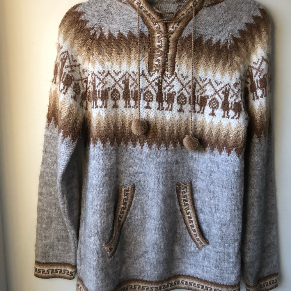 Llama wool sweatshirt